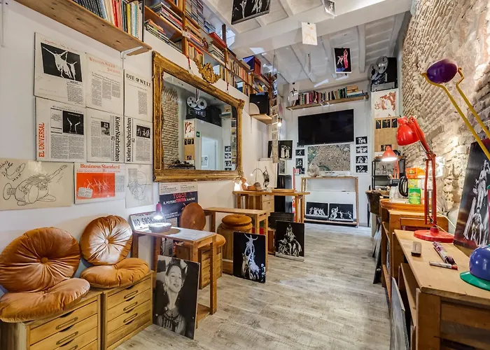 Trevi Art ゲストハウス