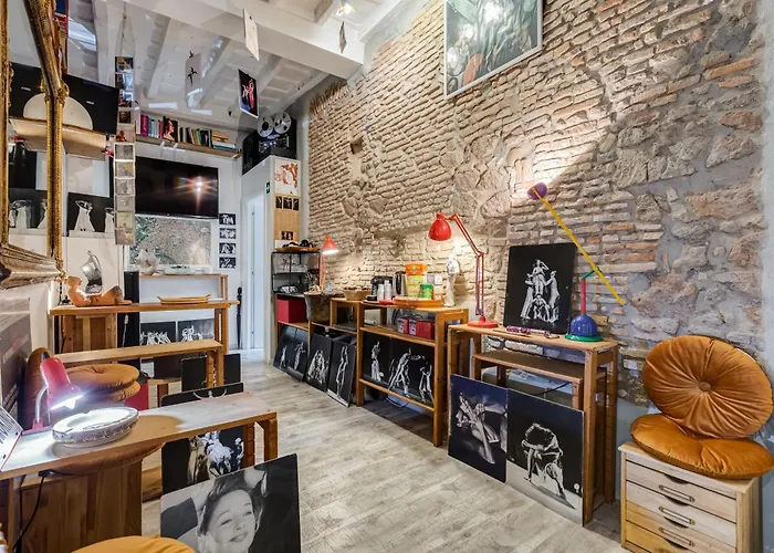 ゲストハウス Trevi Art 3*