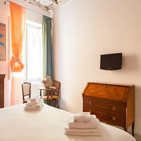Trevi Art Guest house Rome