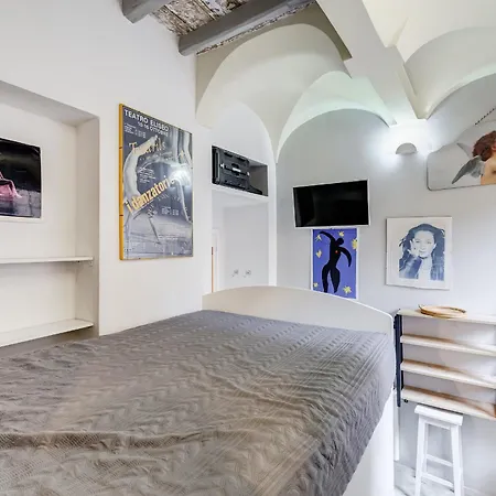 Trevi Art 3*
