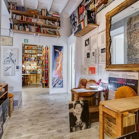 Trevi Art بيت ضيافة