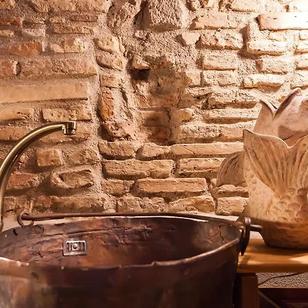 Trevi Art Guest house 3*